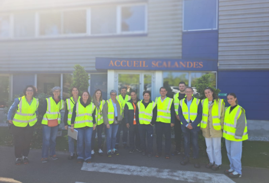 Le groupe avant la visite Immersion en entreprise