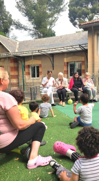 Visite à la crèche Plif Plaf Plouf Visite à la crèche Plif Plaf Plouf