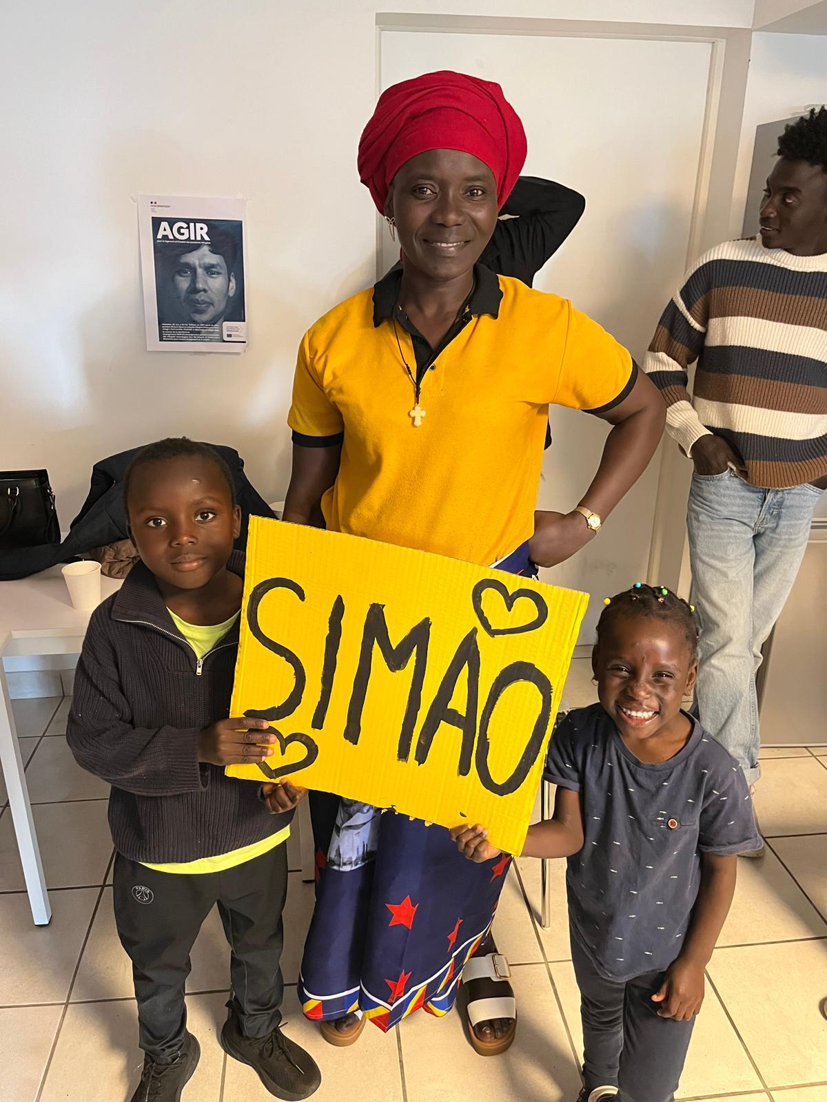 Nos réfugiés aux côtés de Simao Bento