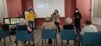 Jeux sur écran avec le service civique Silver Geek